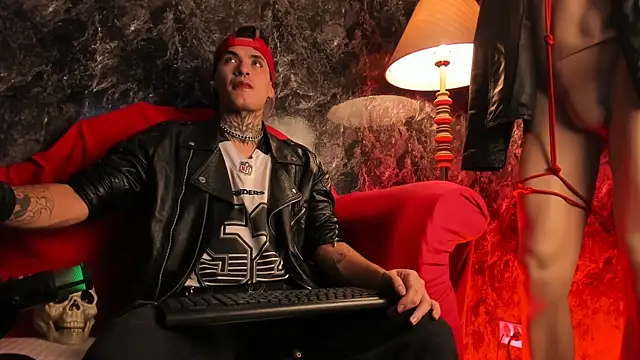 AlecBanne online show from March 2026 10:54:01 PM