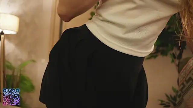 emilka milka online show from March 2026 01:12:02 PM