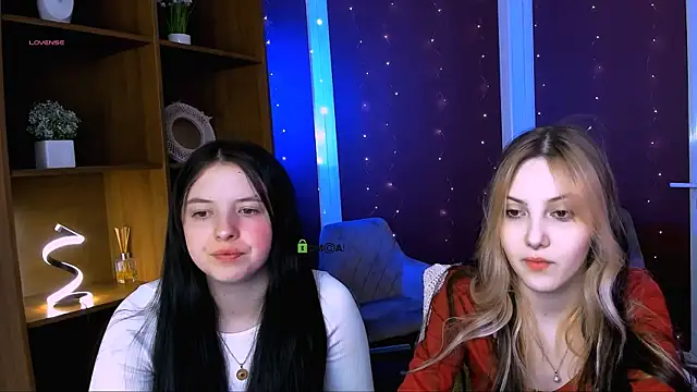 Snapshot of diara_ti chatting on December 2025 06:08:02 AM diara ti online show from December 2025 06:08:02 AM