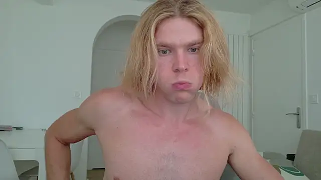 desaadxx1 online show from December 2025 02:11:01 PM