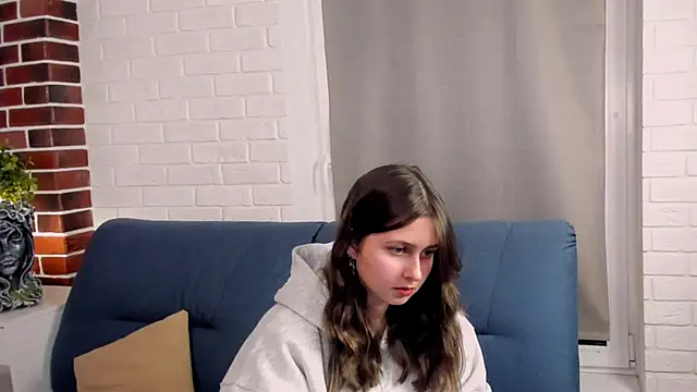 DanetteSaab online show from December 2025 07:13:01 PM