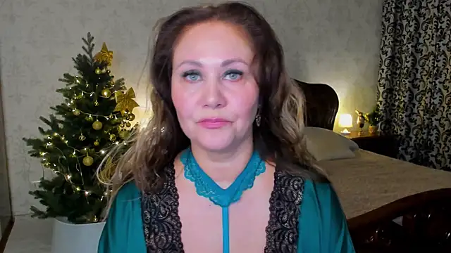 MilaUrban online show from December 2025 03:39:02 AM