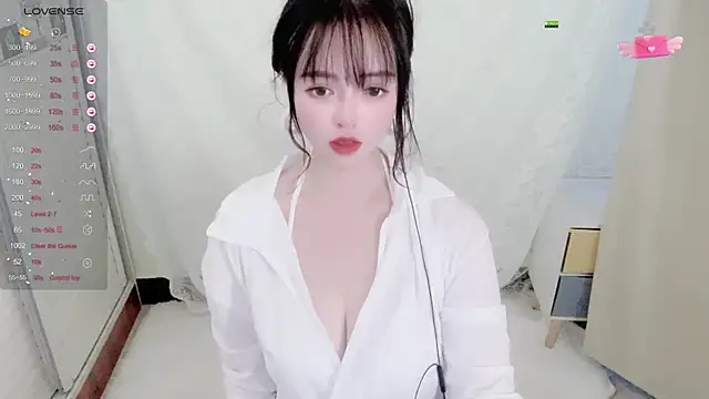 Anana- online show from December 2025 07:55:01 AM