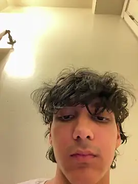 aurelius6975 online show from March 2026 06:47:01 AM