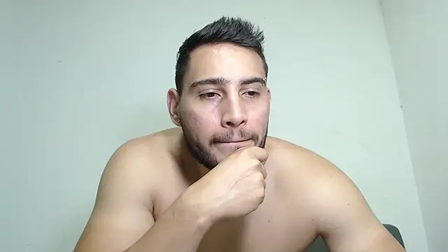 Seank Noszka online show from May 2026 04:53:01 AM