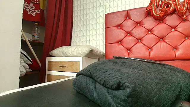 Elizabetth Roman online show from February 2026 08:53:01 PM