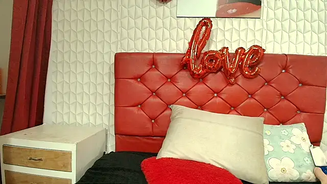 Elizabetth Roman online show from March 2026 08:24:01 PM