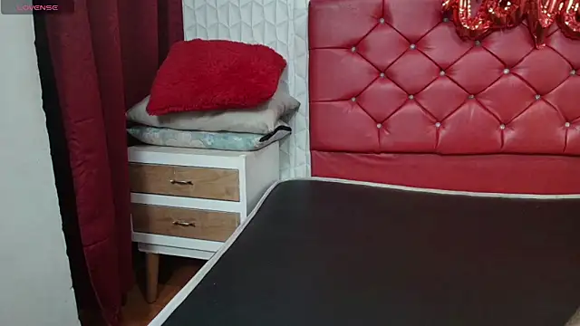 Elizabetth Roman online show from April 2026 02:57:02 AM