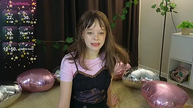 Lace Thrill online show from March 2026 09:04:02 PM