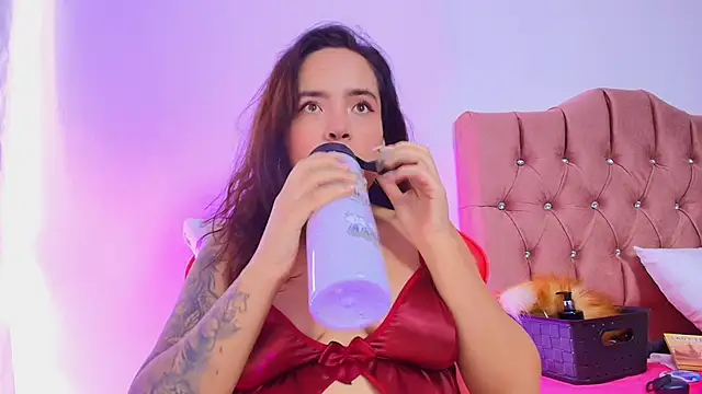 sara santana   online show from February 2026 01:55:02 PM