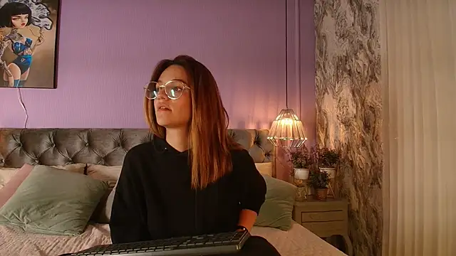 Snapshot of Nia__S chatting on January 2026 04:00:02 PM Nia S online show from January 2026 04:00:02 PM