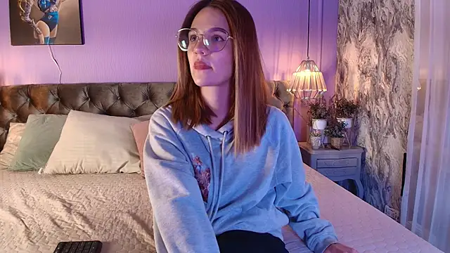 Snapshot of Nia__S chatting on January 2026 12:20:02 PM Nia S online show from January 2026 12:20:02 PM