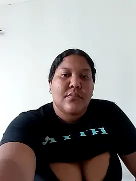 VaneandRossy online show from December 2025 01:33:02 PM