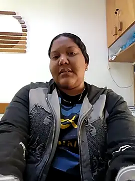 VaneandRossy online show from February 2026 12:15:02 PM