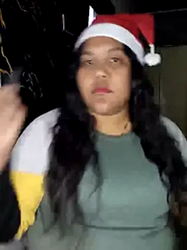 VaneandRossy online show from December 2025 04:37:01 AM