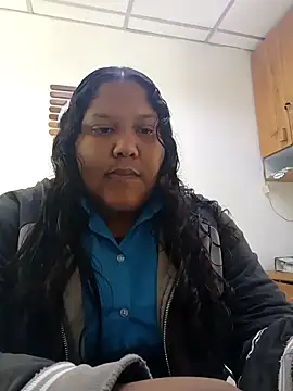 VaneandRossy online show from February 2026 01:11:01 PM