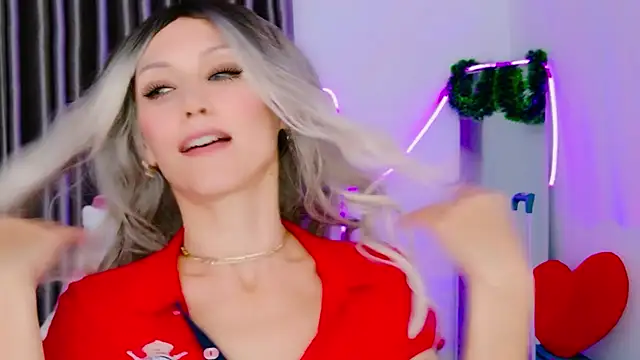 betty xoxoo online show from February 2026 11:52:02 AM