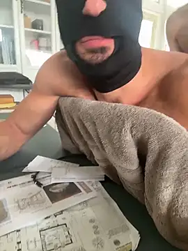 Muscle-WHORE online show from February 2026 12:35:01 PM