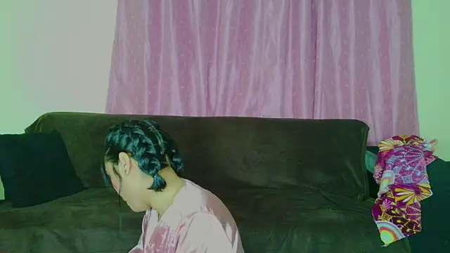 joyshe  vergara online show from December 2025 04:17:02 AM