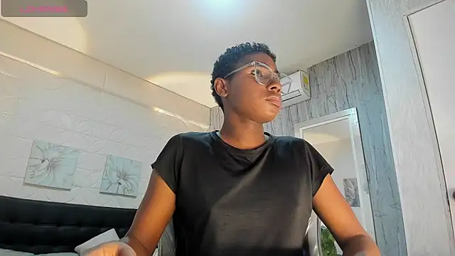 teylor lovee online show from February 2026 08:39:01 PM