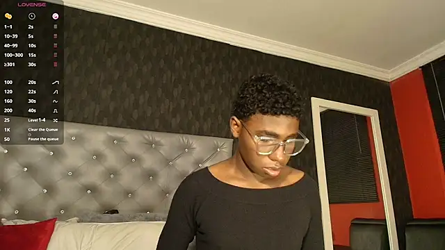 teylor lovee online show from March 2026 09:42:02 PM