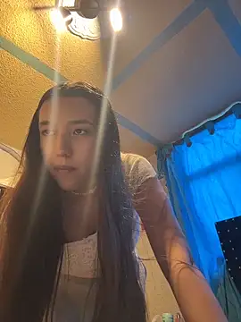 Alix Rousses21 online show from April 2026 10:49:01 PM