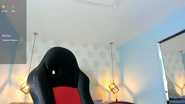 Snapshot of VENUSGREYS1 chatting on May 2026 12:08:01 PM VENUSGREYS1 online show from May 2026 12:08:01 PM