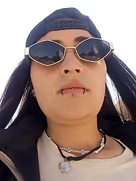 Snapshot of Fog_hot chatting on December 2025 03:18:02 PM Fog hot online show from December 2025 03:18:02 PM