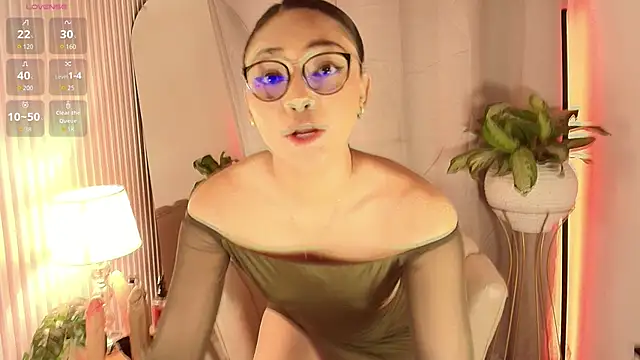 Snapshot of Mia_mystic_ chatting on February 2026 12:38:02 PM Mia mystic online show from February 2026 12:38:02 PM