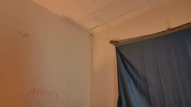 MoonLipsON- online show from April 2026 10:11:02 AM