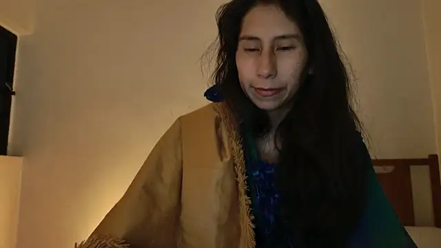Snapshot of MoonLipsON- chatting on June 2026 02:53:01 AM MoonLipsON- online show from June 2026 02:53:01 AM