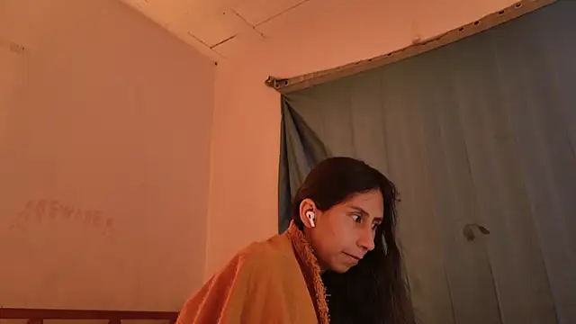 MoonLipsON- online show from May 2026 11:44:01 PM