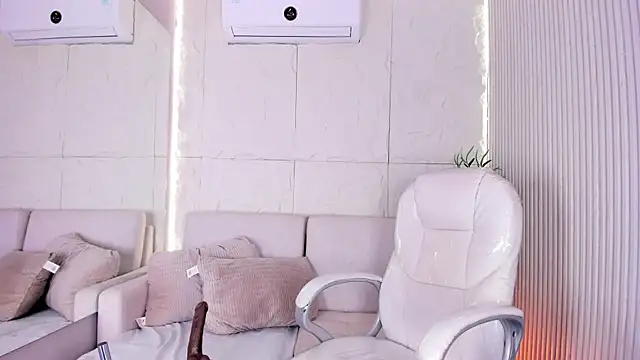 MarelynSummer online show from April 2026 11:38:01 AM