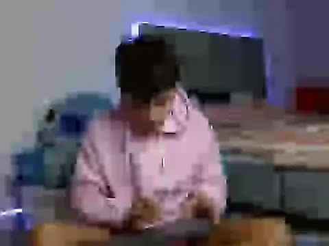 Snapshot of Sebas_Ross04 chatting on December 2025 06:52:01 AM Sebas Ross04 online show from December 2025 06:52:01 AM