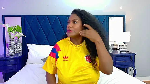 AnnieLeigt online show from June 2026 12:37:02 PM