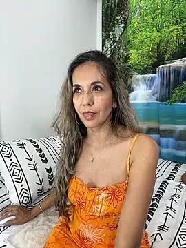 sandrafarrely online show from January 2026 03:49:02 PM