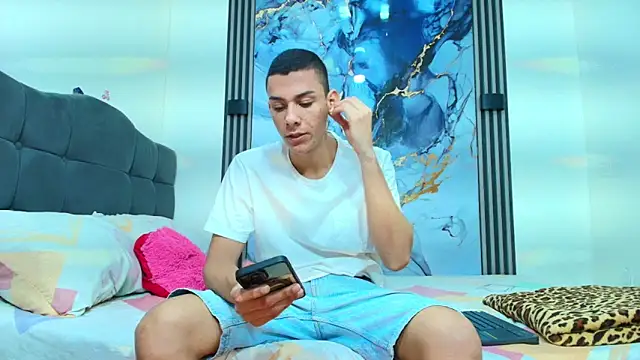 Valentina and sneider  online show from March 2026 07:14:02 PM