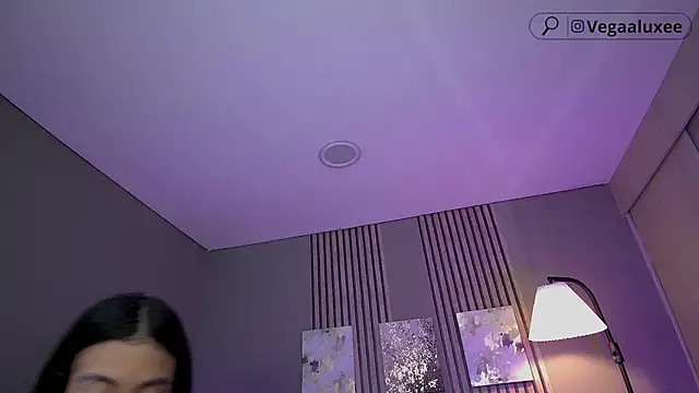 VegaLuxe online show from April 2026 02:18:01 PM