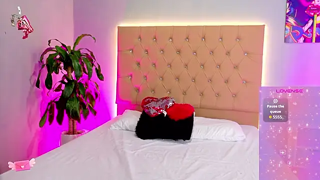 EmmaLawrence  online show from March 2026 08:51:02 AM