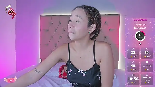 EmmaLawrence  online show from February 2026 09:06:02 AM