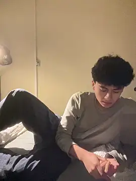 hungspanishtwink online show from February 2026 10:51:02 PM