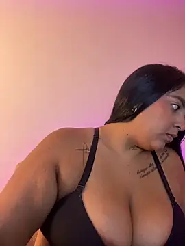 YenthCorona online show from March 2026 02:33:01 AM