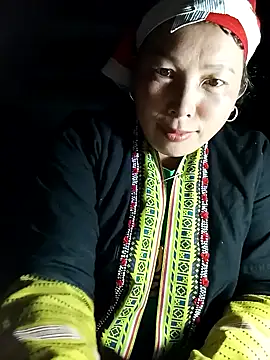 lux-angel online show from February 2026 02:53:02 AM