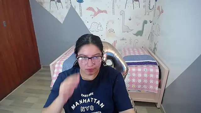 eva smit t online show from January 2026 02:51:02 AM