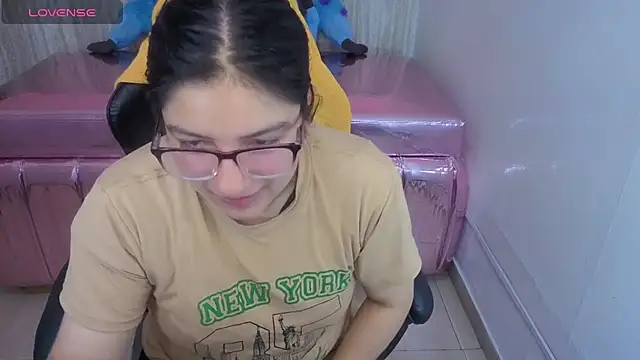 eva smit t online show from March 2026 02:51:01 AM