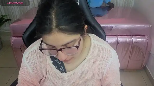 eva smit t online show from February 2026 02:45:02 AM