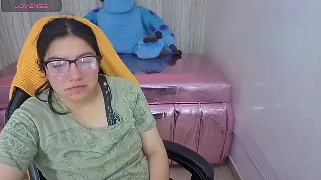 eva smit t online show from March 2026 02:19:01 AM