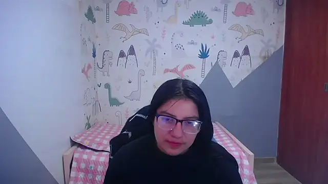 eva smit t online show from December 2025 02:05:01 AM