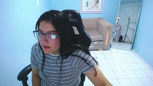 Snapshot of eva_smit_t chatting on December 2025 03:05:02 AM eva smit t online show from December 2025 03:05:02 AM