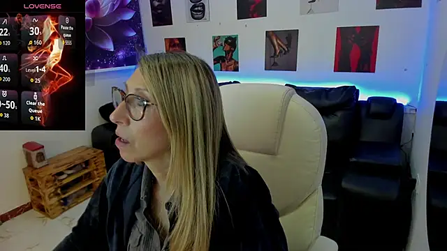 Snapshot of Scarlett_079 chatting on February 2026 11:56:01 AM Scarlett 079 online show from February 2026 11:56:01 AM